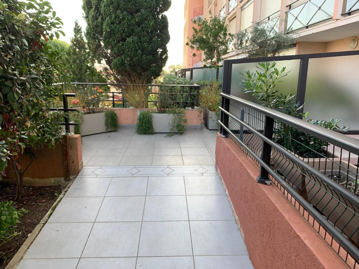 Apartament Studio Climatise A 5 Minutes De La Plage Le Grau-du-Roi Zewnętrze zdjęcie